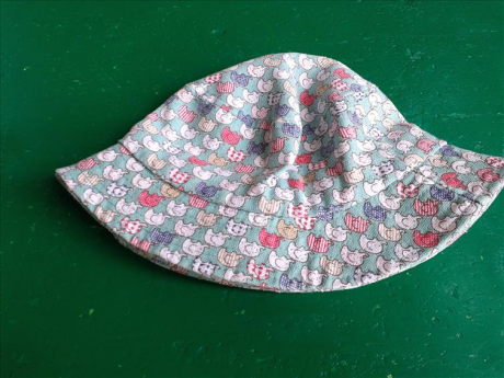 Cappello Elefanti 2/4a