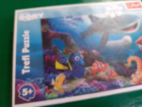 100pz Puzzle Dory