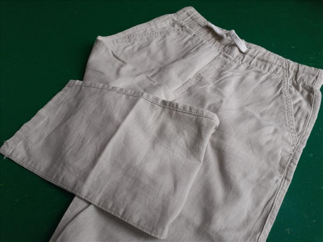 Pantaloni Beige 8/9a