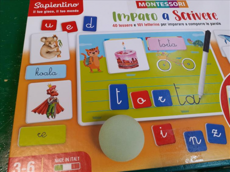 Gioco Scrittura Montessori