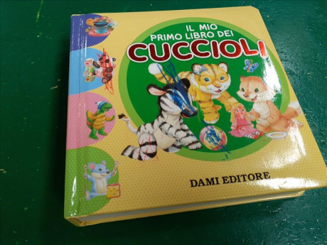 Libro Cuccioli  F