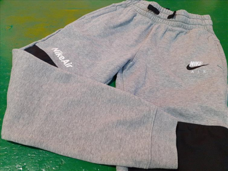 Pantaloni Nike 9/10a