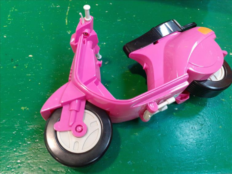 Vespa Barbie